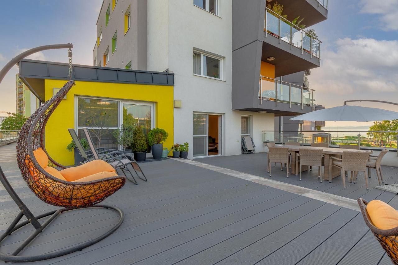 Apartamento Admiral Luxury IV Apartman By Bltn Siófok Exterior foto
