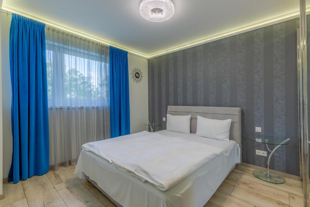 Apartamento Admiral Luxury IV Apartman By Bltn Siófok Exterior foto